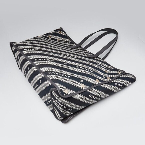 Givenchy Blue Jacquard Canvas Medium Bond Chain Tote Bag - Picture 2 of 11